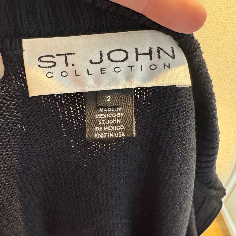 St. John Collection Black Knit Jacket With White Popcorn Trim - Size 2 - Picture 8 of 9